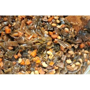 ごはんが進む!鳴門産茎わかめと春にんじんの佃煮(1袋180g×3個)[配送不可地域:離島]