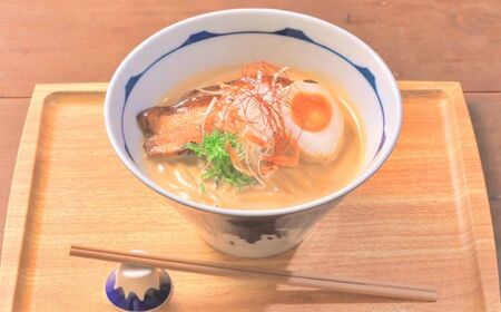 すっごいえび味噌ラーメン 3食セット[厚真町][株式会社めぐみ水産]ラーメン えび味噌 出汁 麺 スープ 即席 小分け 冷凍配送 北海道 [AXAZ009]
