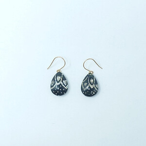 IKAZAKI WASHI JEWERLY しずくピアス「ブラック」レース柄|ピアス ピアス ピアス ピアス ピアス