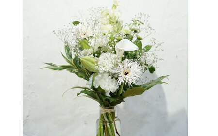 季節のおすすめ生花花束 お供え 供花 1束 [株式会社tomoni] [ATCG001]