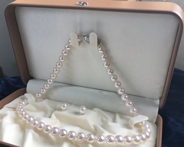 あこや本真珠のネックレス&ピアスセット(8mm珠・ホワイトピンクカラー・保管ケース付)パール ネックレス ジュエリー 冠婚葬祭 入学式 6月誕生石 宝石[R00755]
