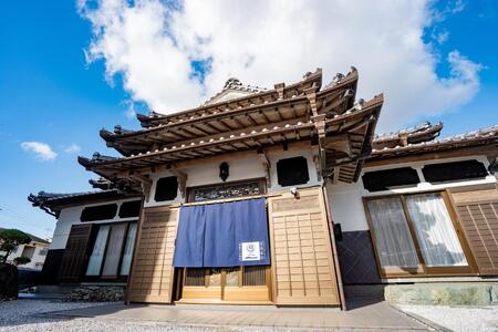 126001@Vacation House()f܂v