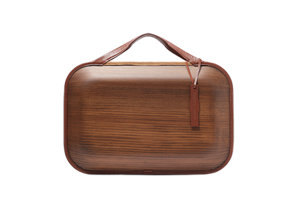 monacca-bag/Roots Land(ブラウン) 木製 ビジネスバッグ 個性的 カバン 鞄 B4サイズ対応 スギ 木製品 メンズ レディース ファッション 高知県 馬路村 [399]