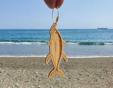 [キハダマグロ・ゴールド]11種から選べる ヒノキ薫る 魚のウッドキーホルダー