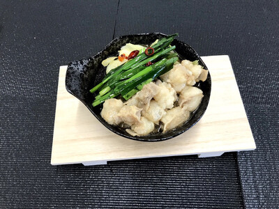 国産牛小腸　もつ鍋（醤油味）　12人前　スープ付き（福岡市）