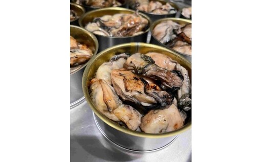 【福岡市】レストラン手作り　牡蠣の炭火焼オイル漬け缶詰　4缶セット×2箱