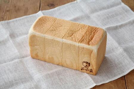 福岡市薬院の食パン専門店・パン屋むつか堂 高級食パンセット 角型食パン１本・つぶあん食パン１本