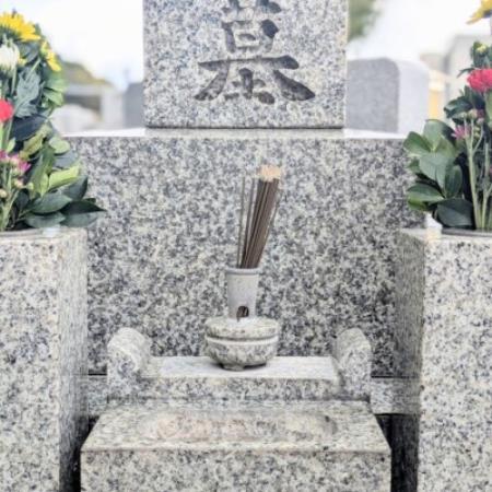 お墓周りの草取り・清掃・お墓参り代行(大牟田市)