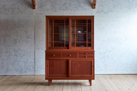 ピッキオ カップボード 無垢家具 北欧家具デザイン ブラックチェリー