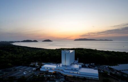 オールインクルーシブ 1泊夕朝食 ペア宿泊券[メルキュール福岡宗像リゾート&スパ]