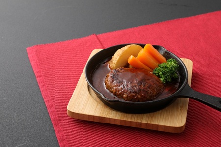 博多和牛100%ハンバーグ130g×8個(ジャポネソース付)【伊豆丸商店】_HA0205