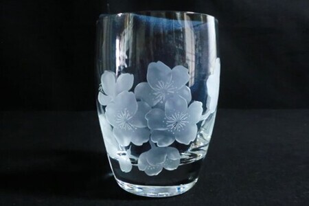 桜乃夢 樽型オールドグラス(1個入)[グラス クリスタル 桜 キレイ 上品 優美 お祝い プレゼント 記念日 ギフト ご褒美 オリジナル 日本土産] K024051