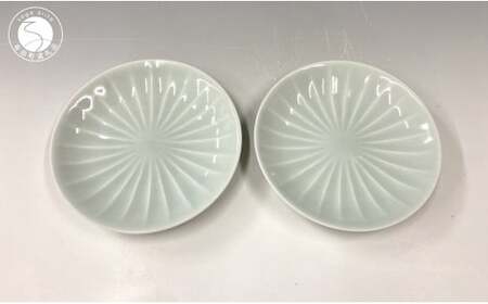 有田焼 青白磁稜線皿(ペア)[中仙窯・中尾純作]食器 器 うつわ 皿 メインディッシュ 青白磁 伝統工芸 作家 ペア シンプル