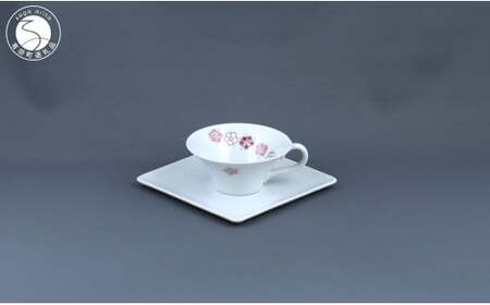 有田焼 ティーカップ&ソーサ[花いかだ][赤絵白磁硯処 雪月花]食器 器 うつわ 手描き 伝統工芸 ギフト 贈り物 45000円
