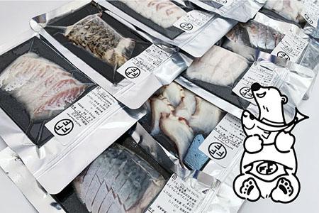 【全3回定期便】1・2・3月配送！長崎で水揚げされた新鮮な魚を冷凍のお刺身でお届け！＜ジョイフルサンアルファ＞[LCH002]