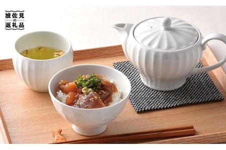 [波佐見焼]白磁手彫 茶碗 カップ ペアセット 食器 皿 [一真窯] [BB05] 波佐見焼