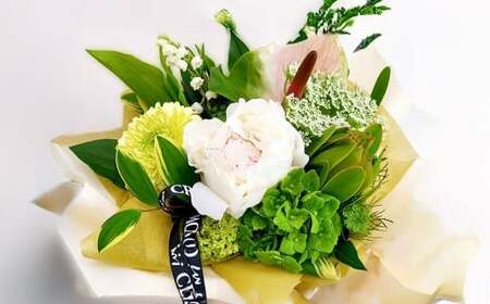 [白+グリーン系] お供え用 生花 (仏花) アレンジ Lサイズ 生け花 花 フラワー お供え 仏壇 日用品 雑貨 九州 熊本県 熊本市 常温 冷蔵