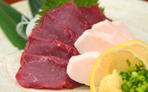 国産 紅白 ( 赤身 ・ コウネ ) 馬刺し 約350g 馬刺し用醤油ミニボトル付き 馬刺 馬肉 馬 ニク 肉 お肉 にく 晩酌 オツマミ つまみ 冷凍