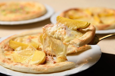[北海道]ラクレットチーズ使用 ハッピネスピザ8枚 ピザ チーズ 冷凍ピザ 北海道ピザ 国産 ピザ ピザ チーズ 冷凍ピザ 北海道ピザ 国産 ピザ