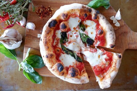 ミシュランピッツァ職人の本格ナポリピザ おすすめ3枚 秋セット[冷凍・手作り・窯焼き] [H+Kitchen&Bakery 宮崎県 日向市 452060807]