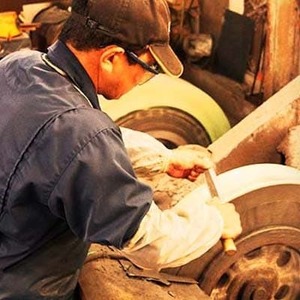 匠の技 包丁研ぎ直しサービス 2本 【安心・安全の受け渡し方法】輸送時追跡可能 A6-146_雑貨・日用品 包丁 キッチン用品 _【配送不可地域：離島】【1166417】