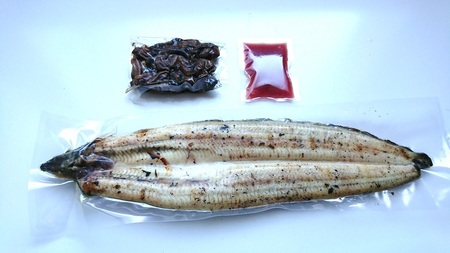千歳鰻の白焼1尾・梅肉・焼肝セット