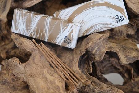 東京香堂とコラボ☆屋久杉のお香ユグドラシル7本入り【YAKUSHIMA BLESS】