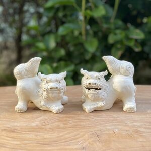 ホーヤーシーサー (小・白) 沖縄土産 雑貨 シーサー 玄関 置物 沖縄市 / てぃーち工房[BCBA004-01]