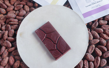 エクアドル 70%、タンザニア 70%、ウガンダ 70% 3産地のチョコレート詰め合わせ 産地別 食べ比べ チョコ チョコレート 沖縄市 / Lives Chocolate[BCEI006]