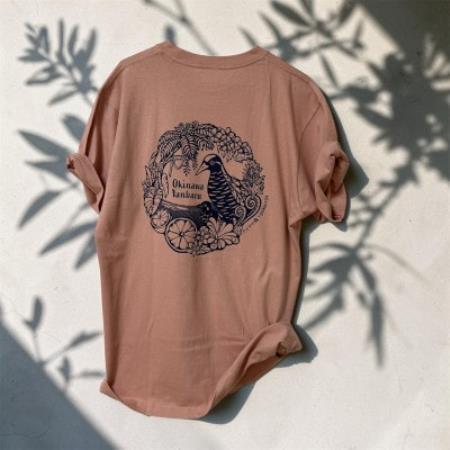 やんばるの自然を纏う オリジナルデザインTシャツ(ピンク/XLサイズ)【1732942】