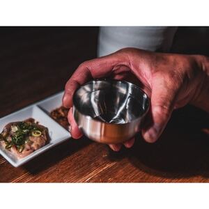 フェニックスライズのぐい呑み「だるま(ロゴ)」[配送不可地域:離島・沖縄県]