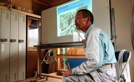 薪割り体験と語り部(体験時間は3時間程度)
