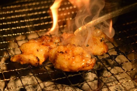 今夜は牛シマ腸祭り 辛味噌味 800g (約200g×4パック) 約5〜6人前 シマ腸 シマチョウ 牛肉 肉 お肉 辛みそ 味付き ホルモン おつまみ 冷凍 [株式会社佐利]tm411