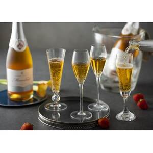 国産苺スパークリングワイン ミガキイチゴ・ムスー720ml[配送不可地域:離島]