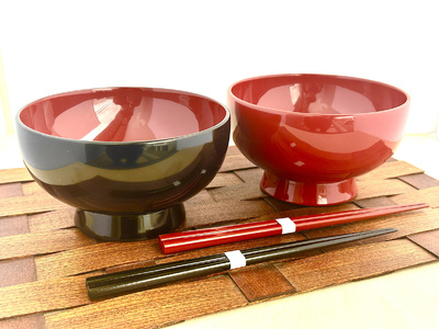 川連漆器 箸付夫婦そば椀(黒内朱・皆朱)紙箱入[(株)佐藤商事][N4-5501]