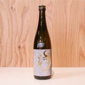 未来酒〜大潟村のお米を使った日本酒〜4合瓶(720ml)×1本[配送不可地域:離島・沖縄県]