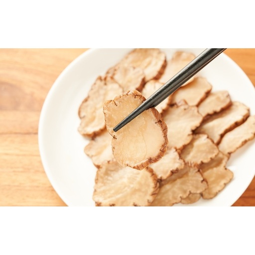 [定期便全3回]こだわりの製法が生んだ 本物の味 国産 いぶりがっこ スライス 金の蔵(80g)×4袋[ゆめ企画須藤健太郎商店][漬物 漬け物 いぶりがっこ 燻製 大根 だいこん ご飯のお供 おつまみ 家飲み 秋田 羽後]