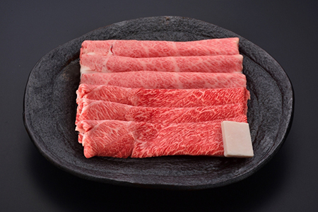 【冷蔵】 米沢牛 （ すき焼き 用 ） 620g 牛肉 和牛 ブランド牛 [030-A008]