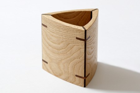 ペン立て(作 桑原信之)