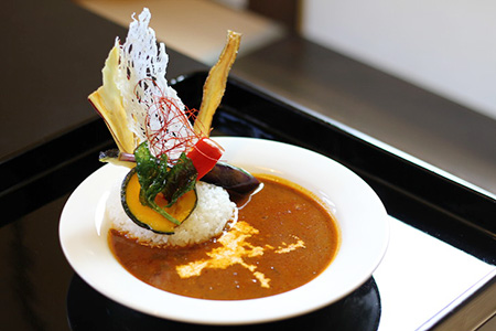 薬草の里 たか膳スパイスカレーA ※毎週金曜日午後発送