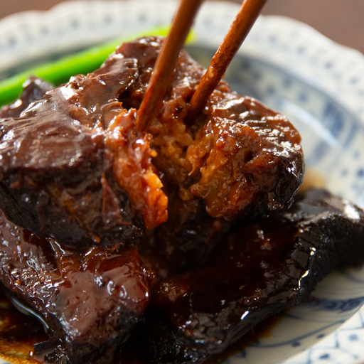 飯舘産黒毛和牛レトルト5食セット ITTAH013