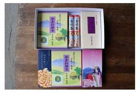 ふるさとの香りセット 5種類 お線香 線香 セット お香 杉の葉 香り 天然香料 ギフト 自宅用 贈答用 国産 日本製 手作り フローラル ラベンダー 菊 バラ お お供え ギフト お盆 初盆 お中元 喪中見舞い 贈り物 (F01-003)