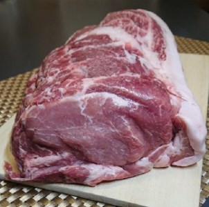 茨城県産豚肉肩ロースブロック 約2.0kg