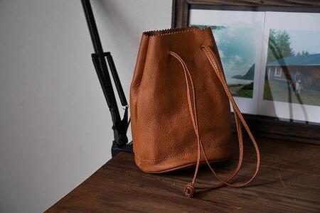 [レザー巾着]Drawstring bag カラー:Red Brown[かばん ファッション 人気 おすすめ 送料無料]