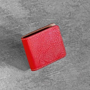 栃木レザー使用｜やわらか本革二つ折り財布｜Half wallet 02｜レッド｜minca（全7色）