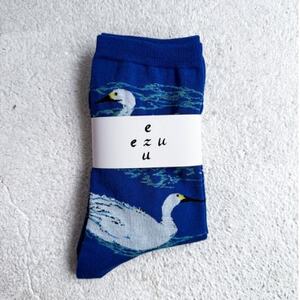 [ezu]relax and go slowly socks ◆靴下◆おしゃれ◆ジャガード編み◆白鳥