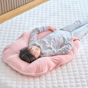 子ども用抱かれ枕　アーチピローKIDS(モスピンク)_雑貨・日用品 枕 寝具 _【1425238】