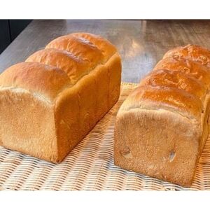 くるみ食パンとキング食パンの4斤セット_ パン ぱん_[配送不可地域:離島]