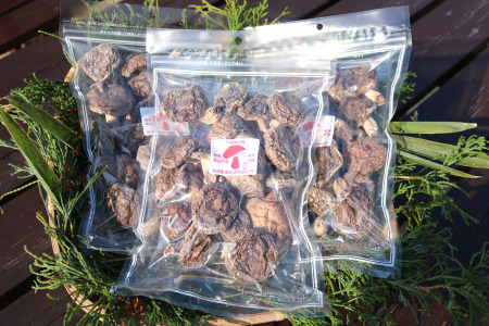 干し椎茸（ホール ３６０ｇ）