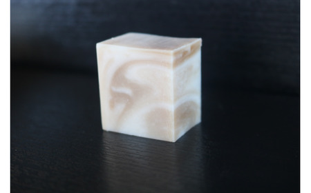 お試し女優石鹸　１個